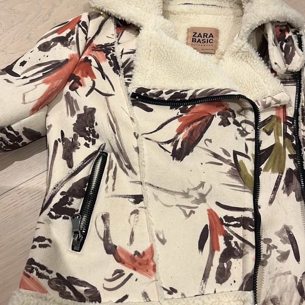 Zara Sherpa Jacket - Picture 3 of 6
